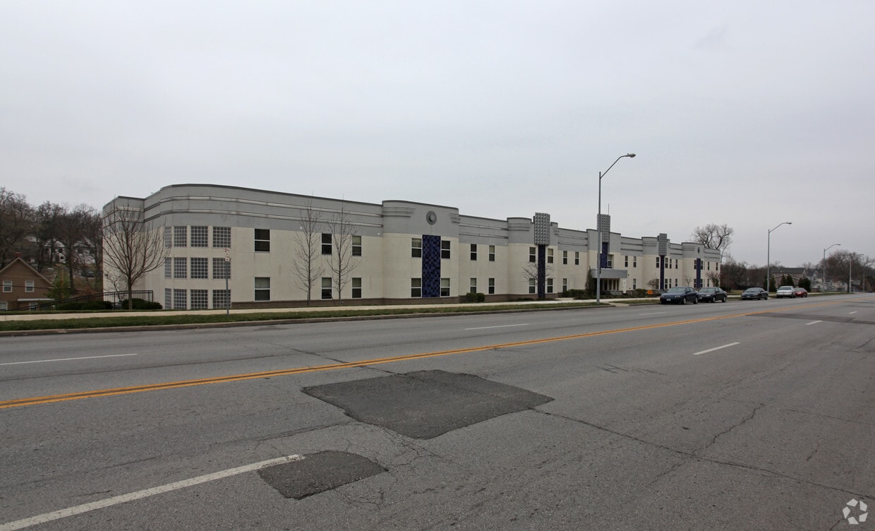 Foto principal - Twin Elms Apartments