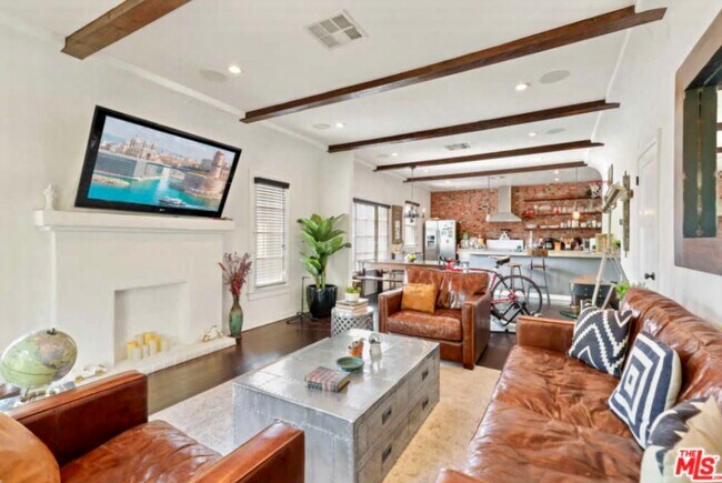 Foto del edificio - 5191 W 20th St