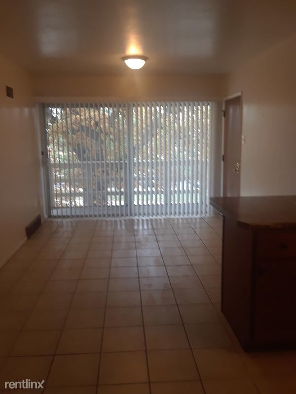 Foto del edificio - 2 br, 1 bath Apartment - 146 Clarkson Road