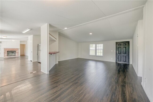 Building Photo - 2178 GA-323