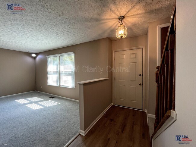 Foto del edificio - COMING SOON: Beautiful 4 Bed, 2.5 Bath Hou...