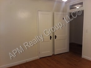 Building Photo - 513 Howard St