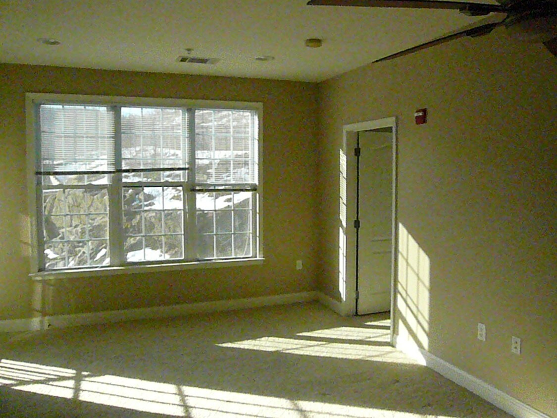 Primary Photo - 7317 Coventry Ct