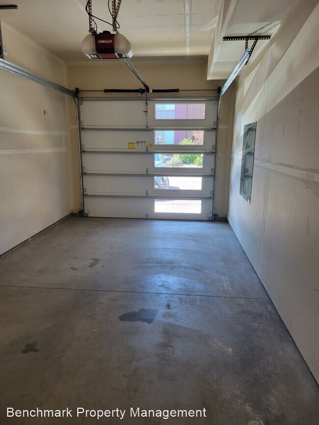 Foto del edificio - 3 br, 2.5 bath House - 35 Locomotive Loop