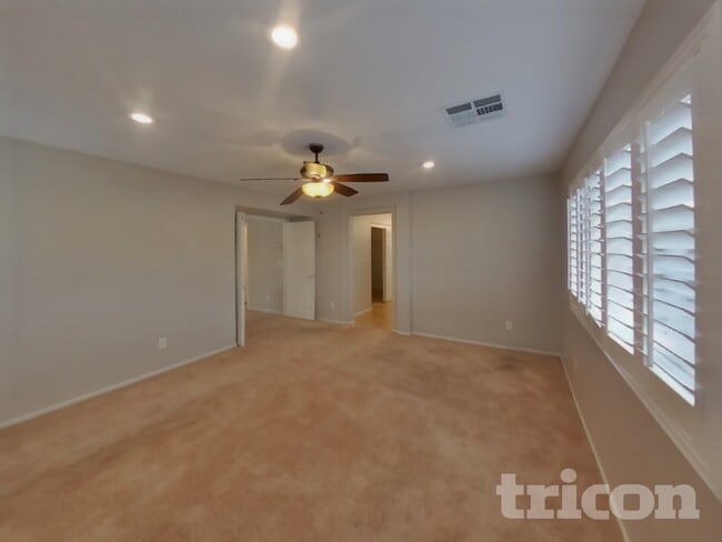 Building Photo - 9302 Wildcat Springs Ave