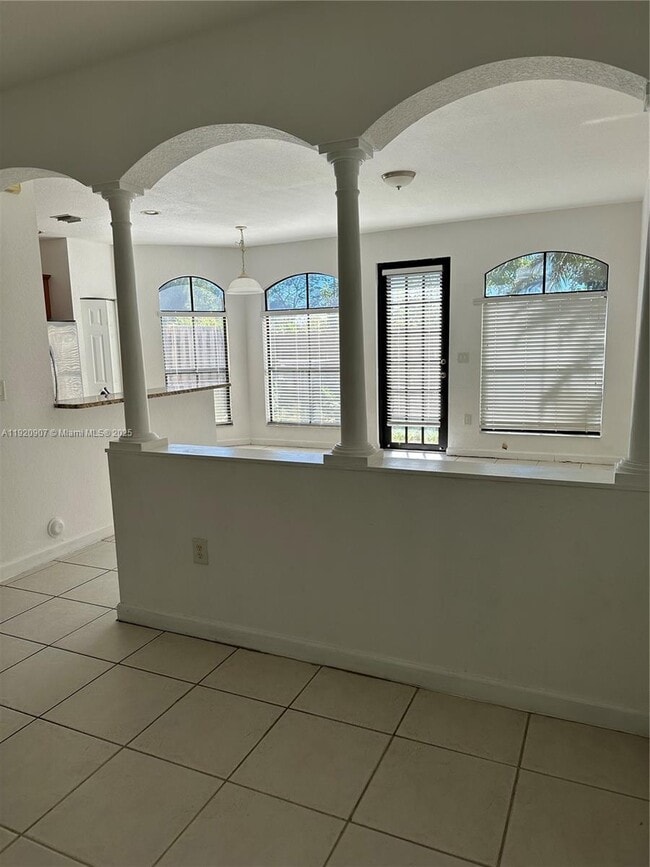 Foto del edificio - 10284 NW 30th Terrace