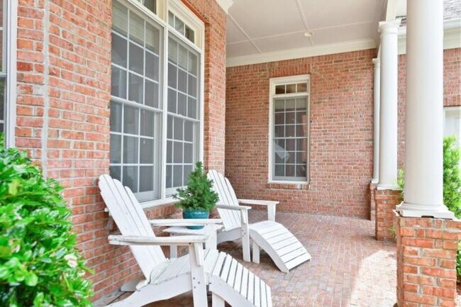Building Photo - 5 bedroom in Brookhaven GA 30319