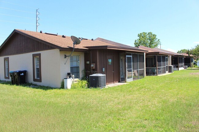 Photo - Lovely Home Available in the Royal Manor S...