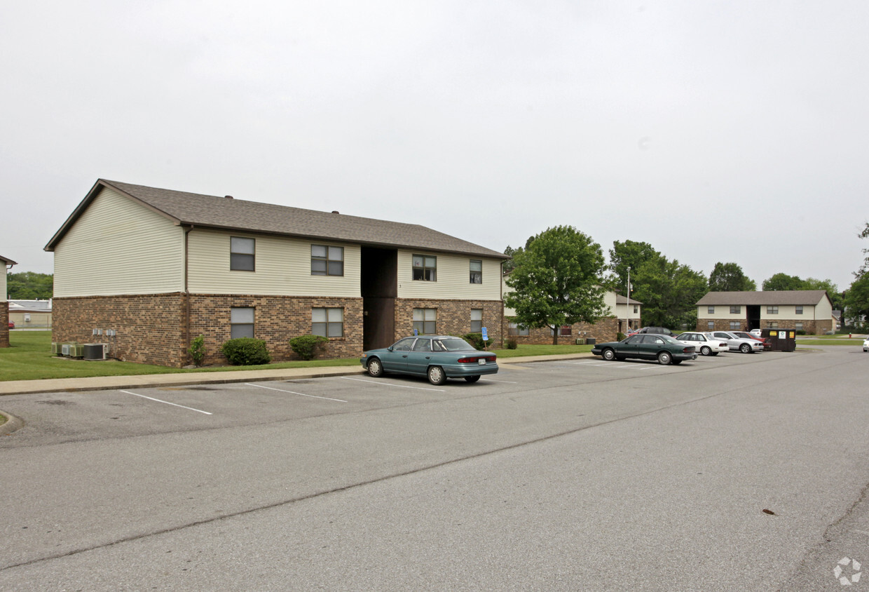 Primary Photo - Sunset Village Apartments