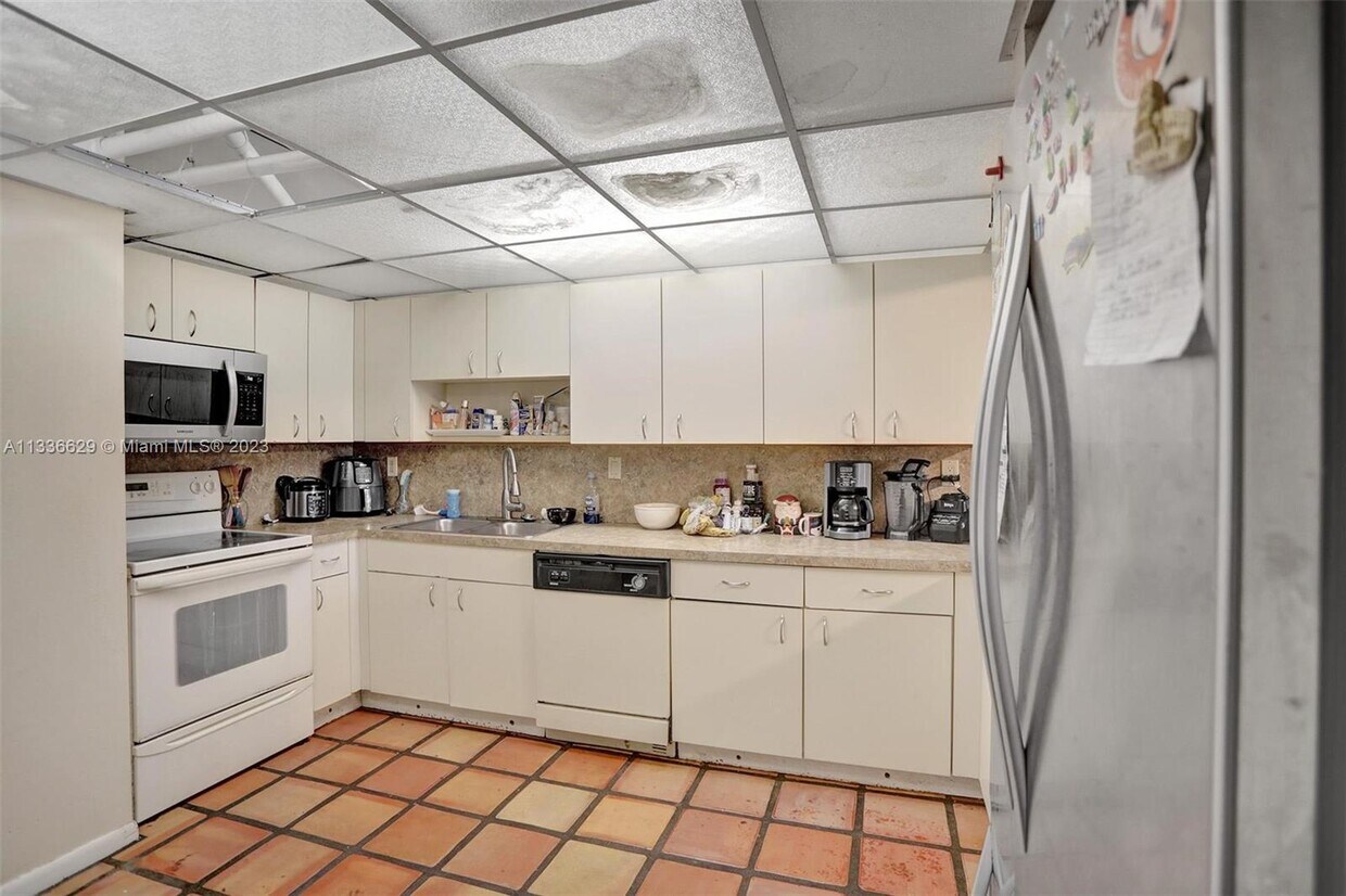 544 NW 97th Ave, Plantation, FL 33324 - Townhome Rentals in Plantation FL |  Apartments.com