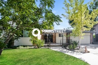 Building Photo - 10708 Varese Ln