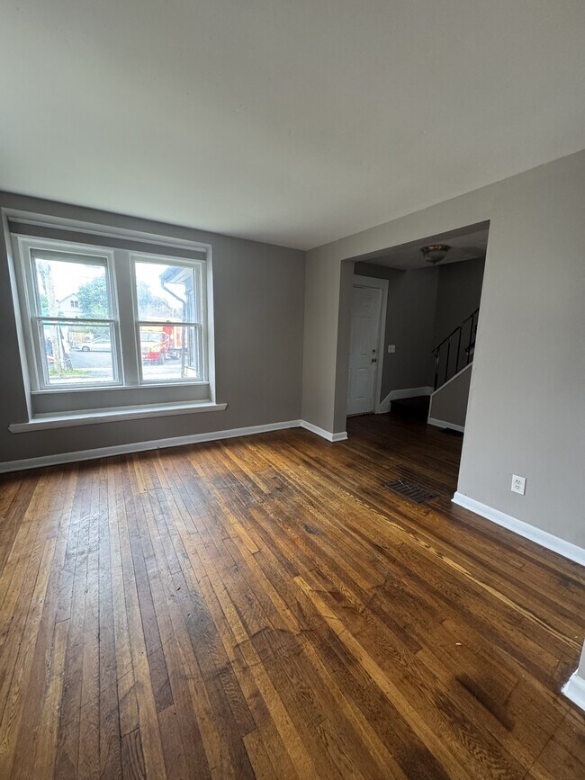 Foto del edificio - 681 Emerson St