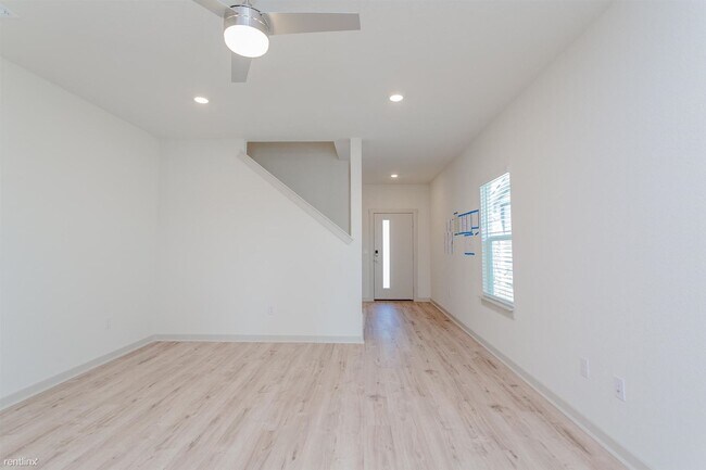 Foto del edificio - 4 br, 2.5 bath House - 10813 Tildon Ave