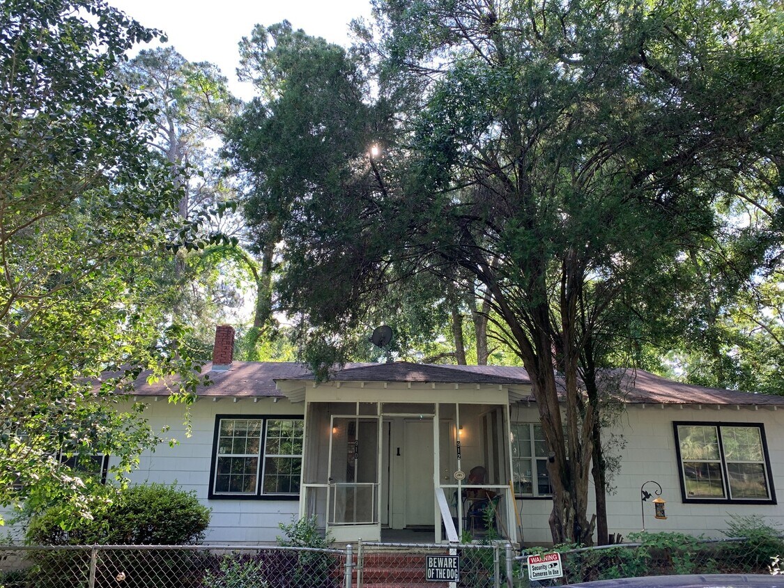 Foto principal - 910 Wadsworth St