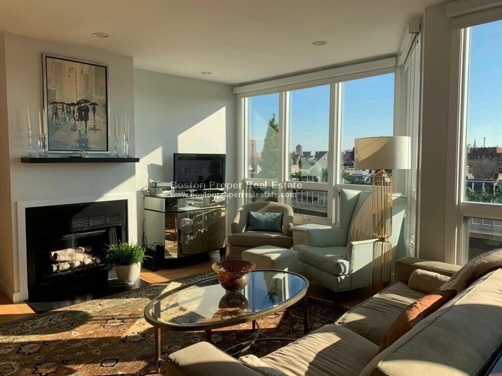 Foto principal - 557 Columbus Ave