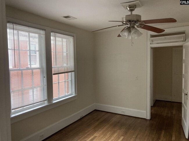 Building Photo - 410 Waccamaw Ave