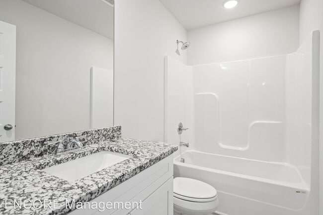 Building Photo - 4 br, 2.5 bath House - 2112 Birch Mountain...