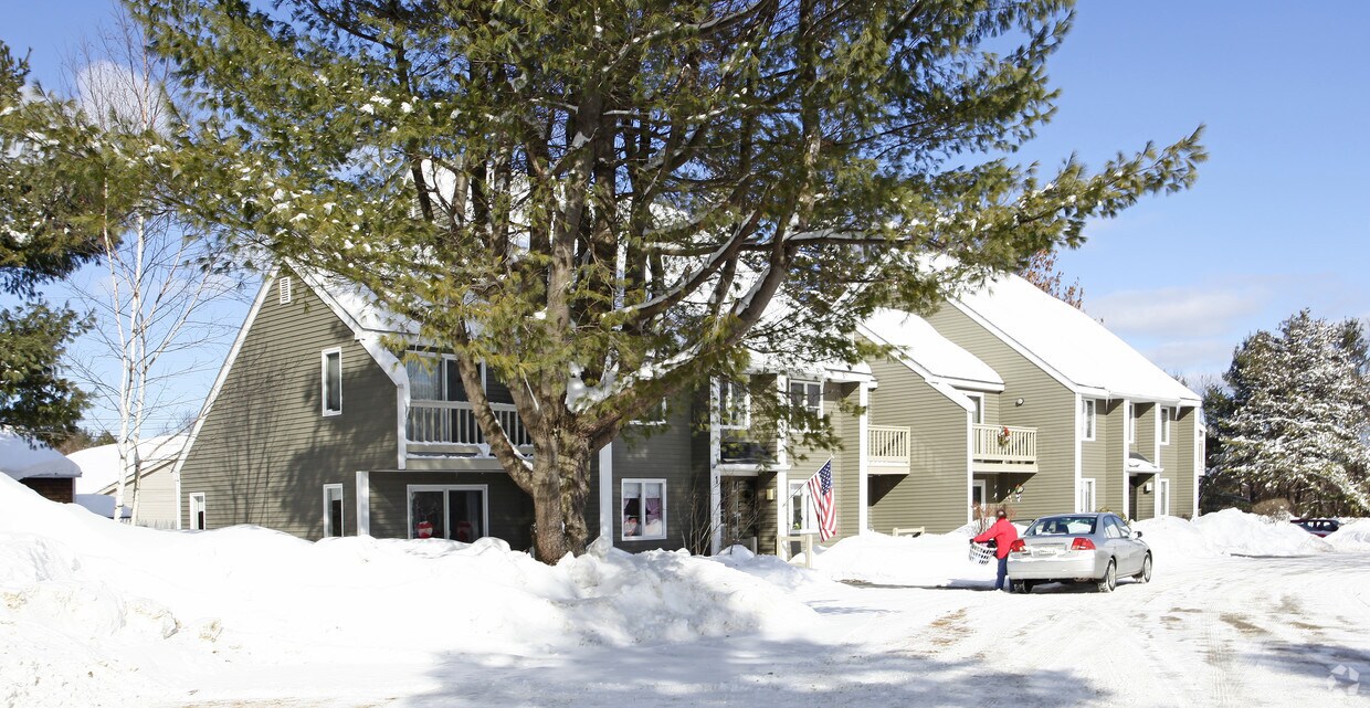 Rustfield Village Apartments Apartments in Norway, ME