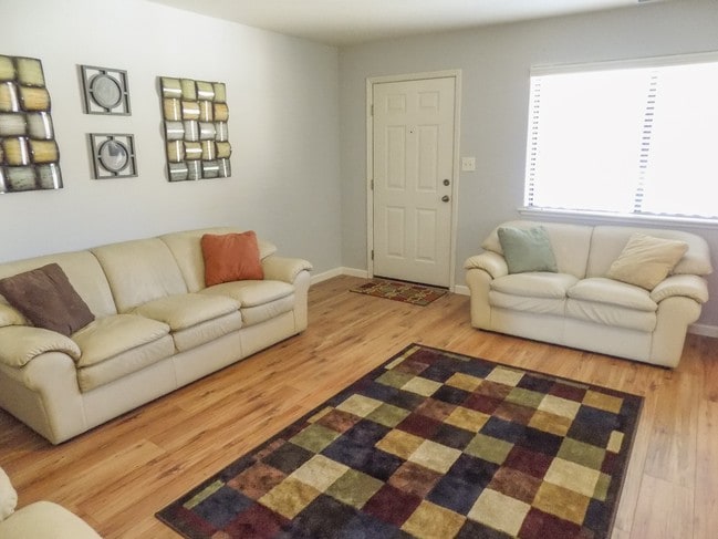 Building Photo - Marlene Village Townhomes