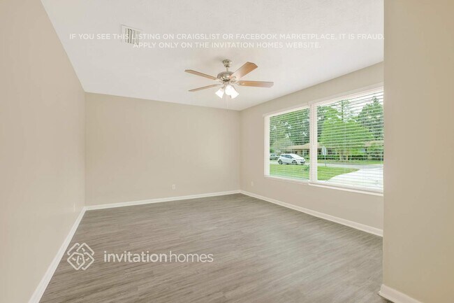 Foto del edificio - 2733 River Oak Dr