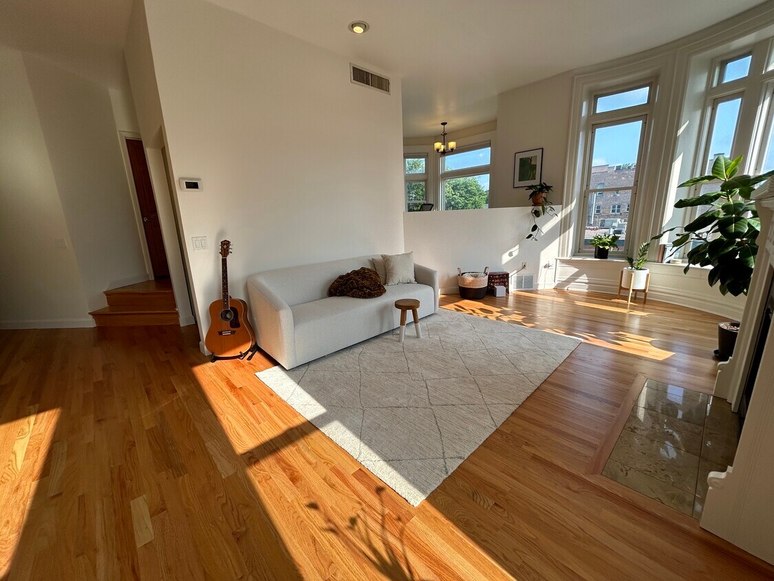 165 Western Ave N Unit 200, Saint Paul, MN 55102 Condo for Rent in