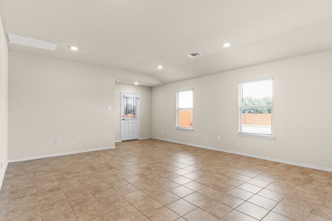 Building Photo - 9506 Kensley Rose Dr