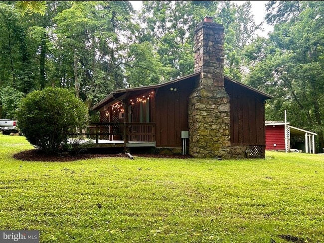 Foto del edificio - 19324 Mountain Spring Ln