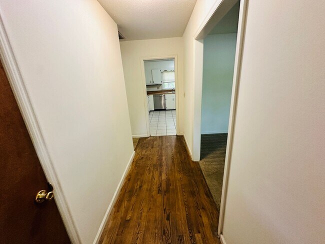 Foto del edificio - 604 Kelsey Ln