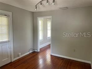 Foto del edificio - 1243 E Ridgewood St