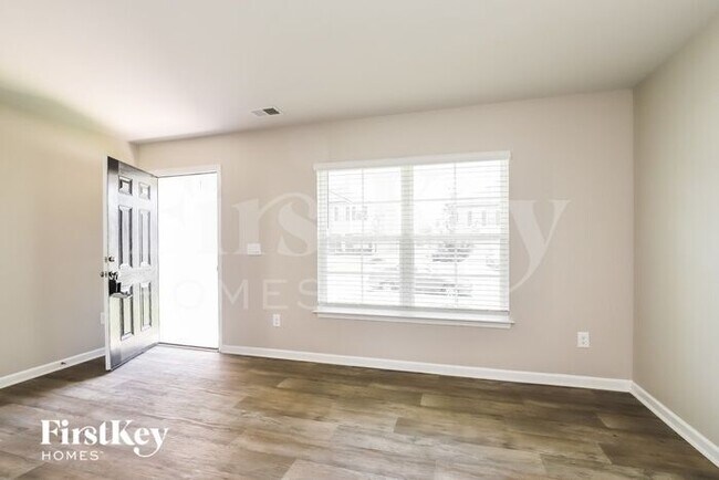 Foto del edificio - 6849 Keeneland Dr