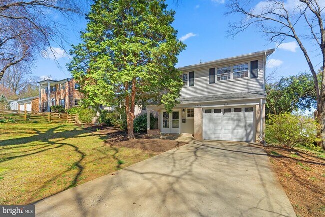 Building Photo - 6218 Nelway Dr