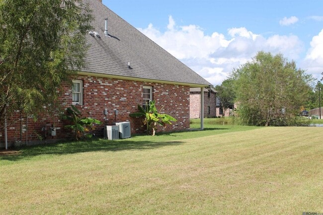 Foto del edificio - 19435 S Harrells Ferry Rd