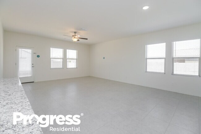 Foto del edificio - 35439 W San Capistrano Ave