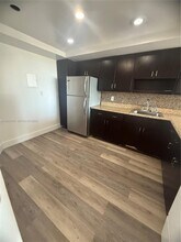 Building Photo - 1351 NE Miami Gardens Dr