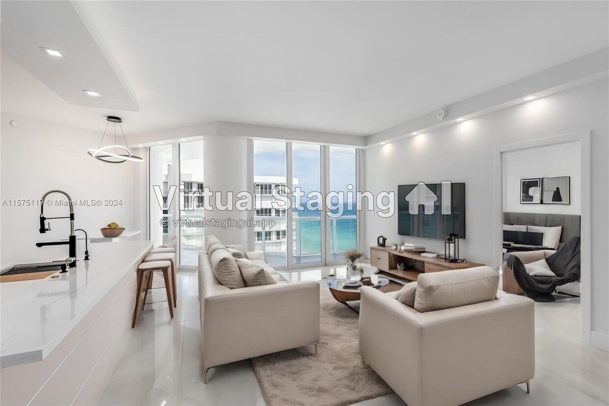 Foto principal - 16425 Collins Ave