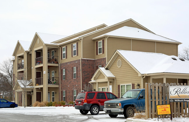 Side View - Rolling Meadows Apartments