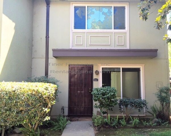 Foto del edificio - Great Two Bedroom Condo in Sacramento!