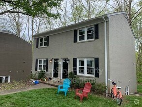 Building Photo - 251 Stribling Ave