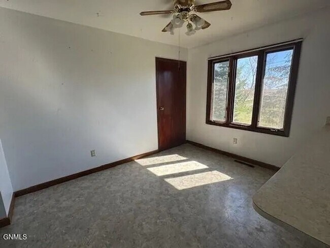 Foto del edificio - 1123 2nd Ave E