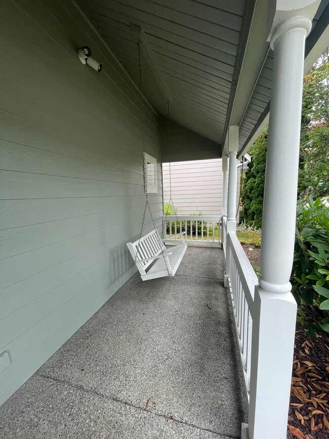 Foto del edificio - 3 Bedroom Home in DuPont