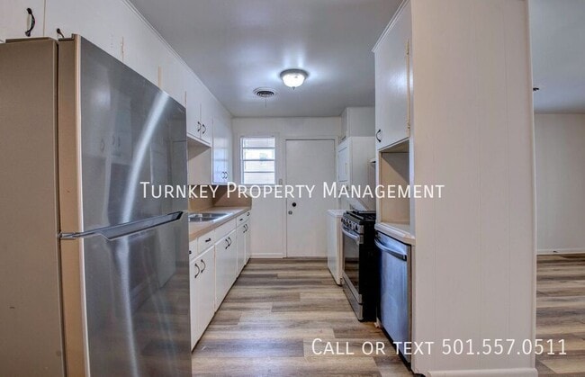 Building Photo - 5610 B St