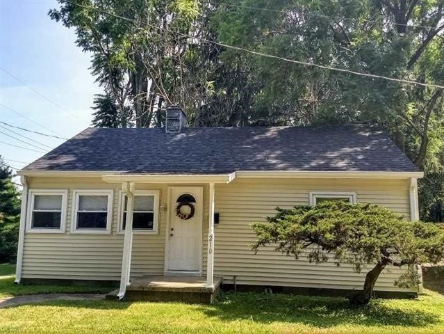 Foto principal - 3 bed, 1 bath Home: Available NOW! PRICE R...