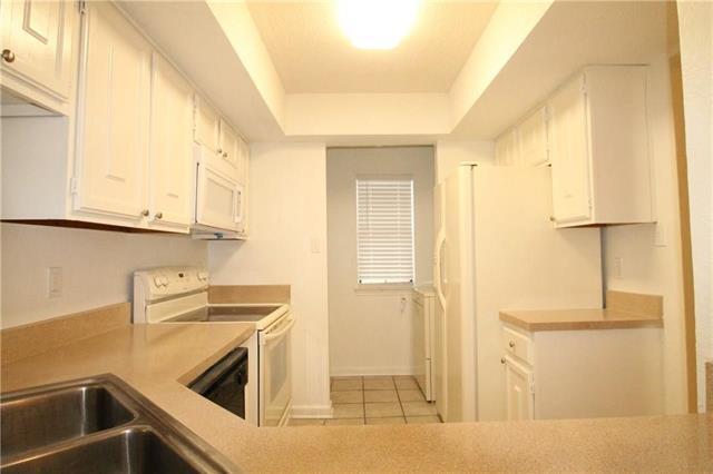 Foto del edificio - 3635 Garden Brook Dr