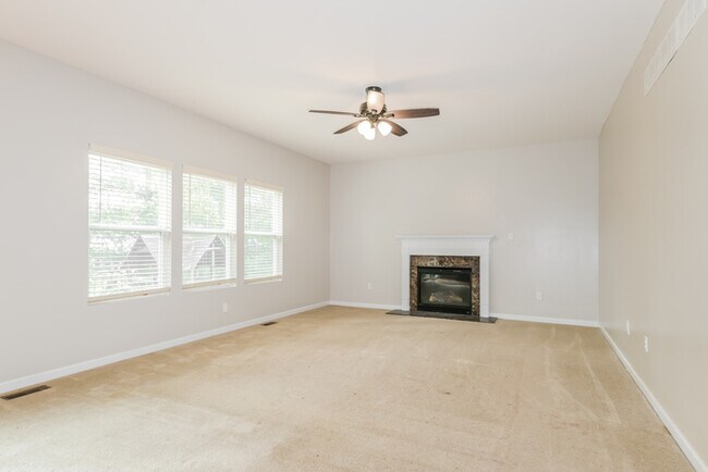 Building Photo - 2710 Valley Brook Dr