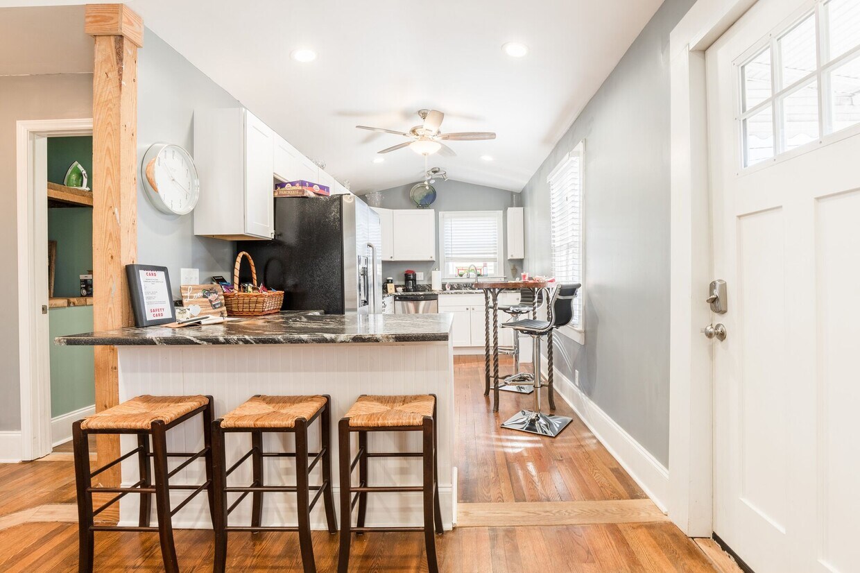 202 Cumberland Ave, Greenville, SC 29607 House Rental in Greenville