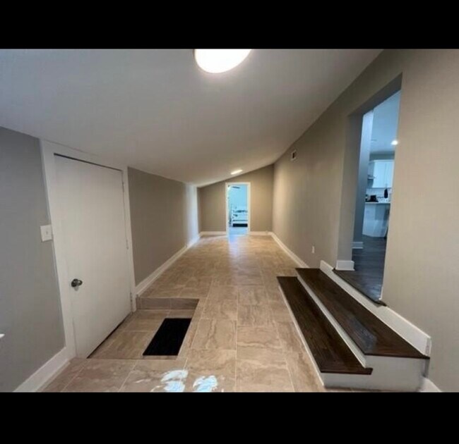 Foto del edificio - 302 Ballentine St