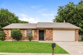Building Photo - 3240 Chalmette Ct