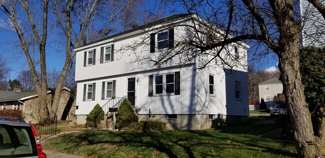 Front Entrance - 1639 Paule Ave