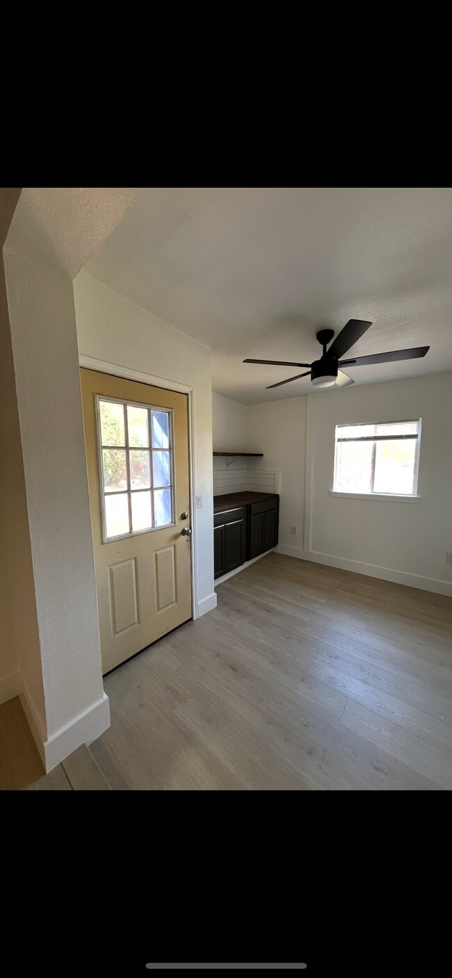 Foto del edificio - 3306 Summercrest Ct