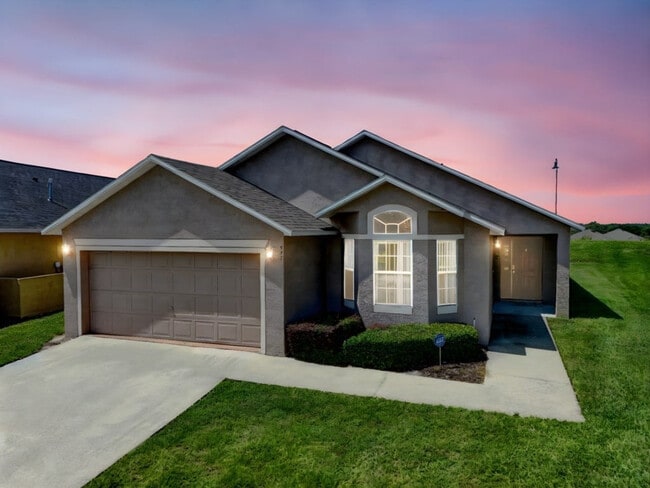Building Photo - 447 High Point Dr